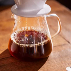 Tchibo Glaskaraffe, Borosilikatglas, Deckel, Hitzebeständig, 600ml -Perfekter Küchenladen 0f6e5c460f446413efcab9ae315f684d