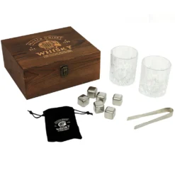 Whisky Geschenk-Set Mit 2 Gläsern, Eiswürfeln Aus Edelstahl, Zange, Samtbeutel In Einer Schönen Holzbox -Perfekter Küchenladen 1ab0093b20b8d2628398cc36375a66fb