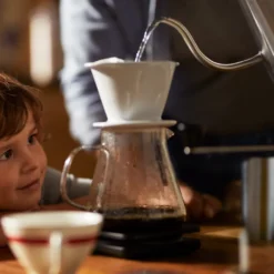 Tchibo Glaskaraffe, Borosilikatglas, Deckel, Hitzebeständig, 600ml -Perfekter Küchenladen 2f713203a3f76c82e43b9445651b3a17